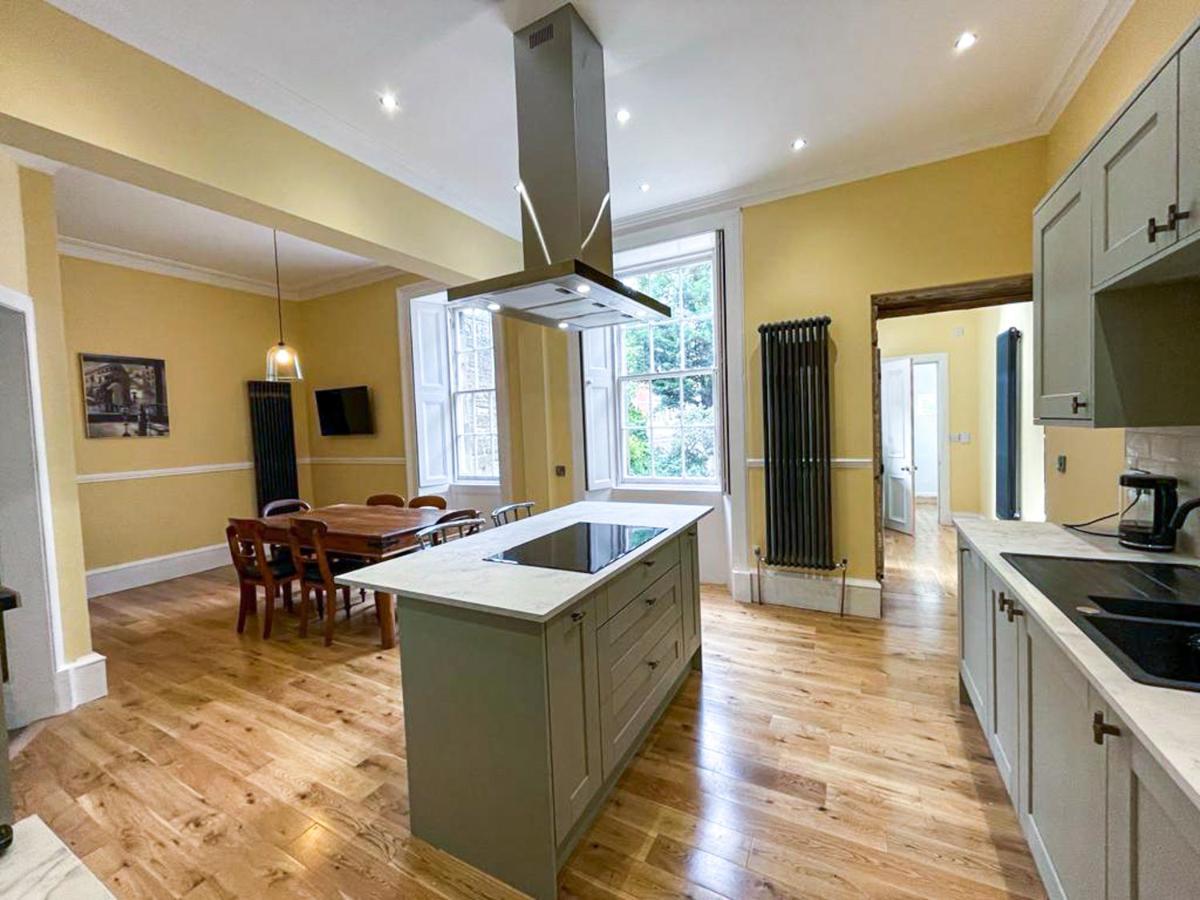 Remarkable 5Br Townhouse With Garden, Sleeps 12 Edimburgo Exterior foto